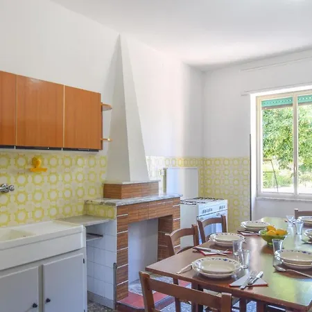 2 Bedroom Lovely In Appartamento *