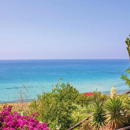 2 Bedroom Lovely In * Sellia Marina